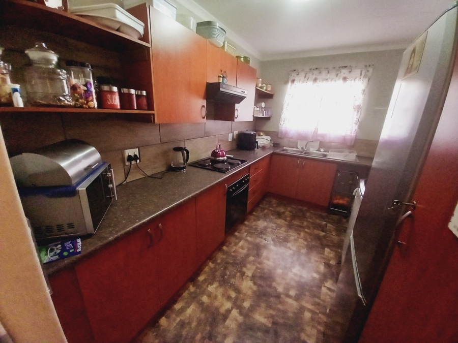 2 Bedroom Property for Sale in Vaalpark Free State